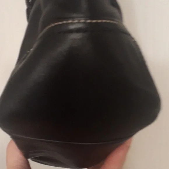 black coach shoulder bag - Picture 3 of 9